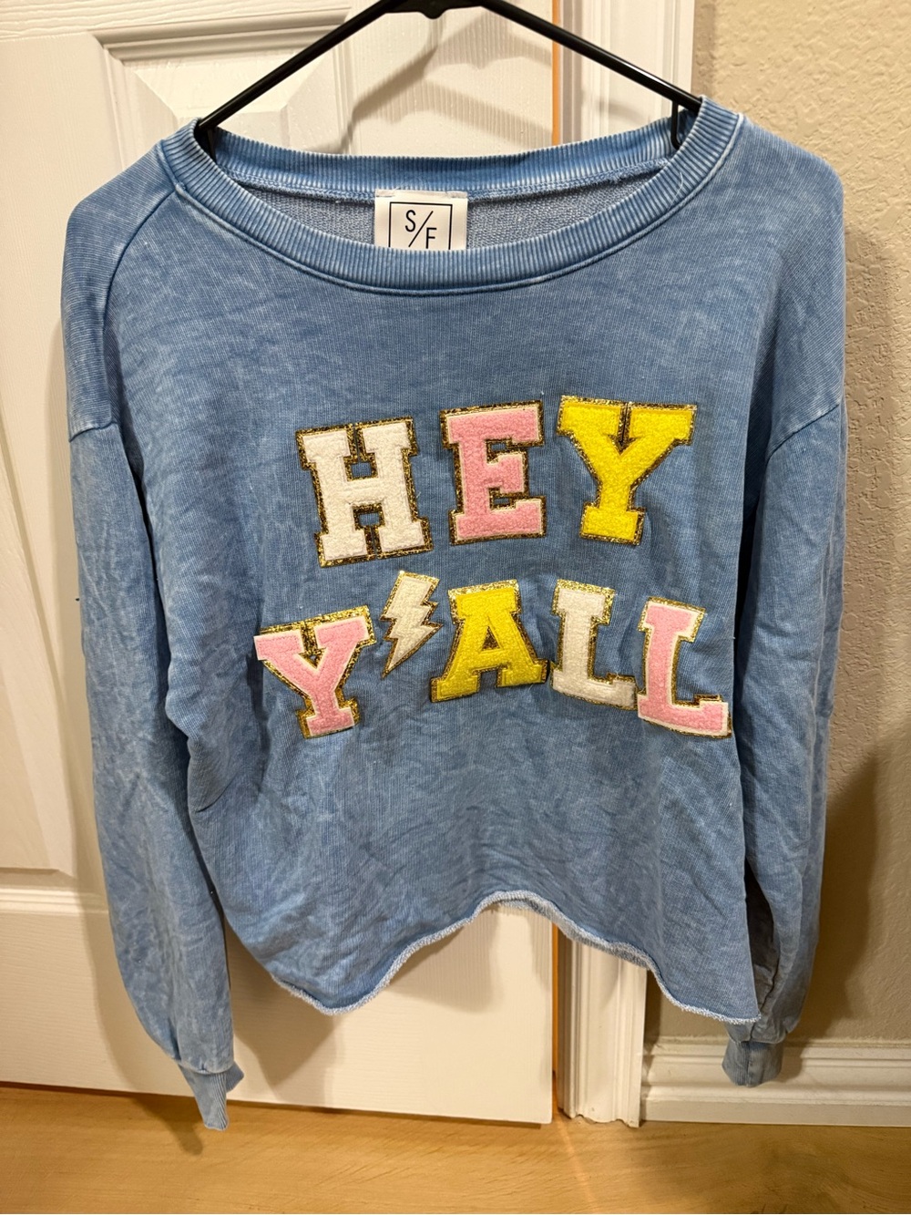 Hey Y’all” Mineral Wash Chenille Patch Sweatshirt